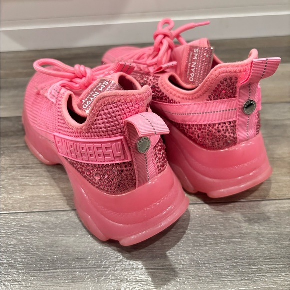 Steve Madden MAXIMA HOT PINK SNEAKERS 8 - Picture 3 of 6